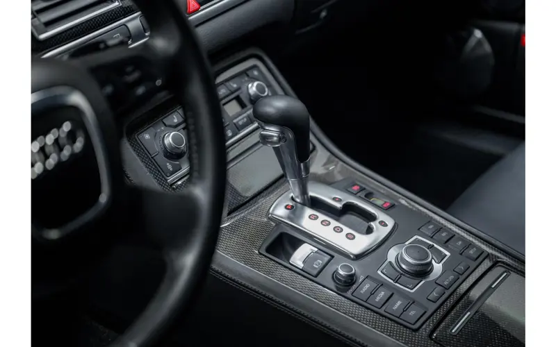 Audi A8 5.2 S8 quattro - 142786