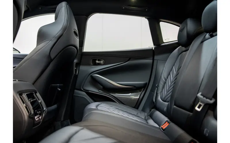Aston Martin Dbx 4.0 V8 707 - 117587