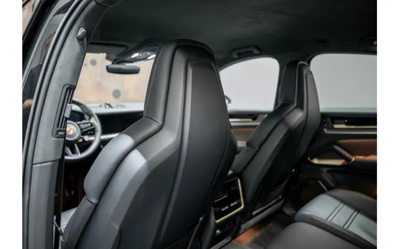 Porsche Cayenne Coupé 4.0 Turbo E-Hybrid - 172290