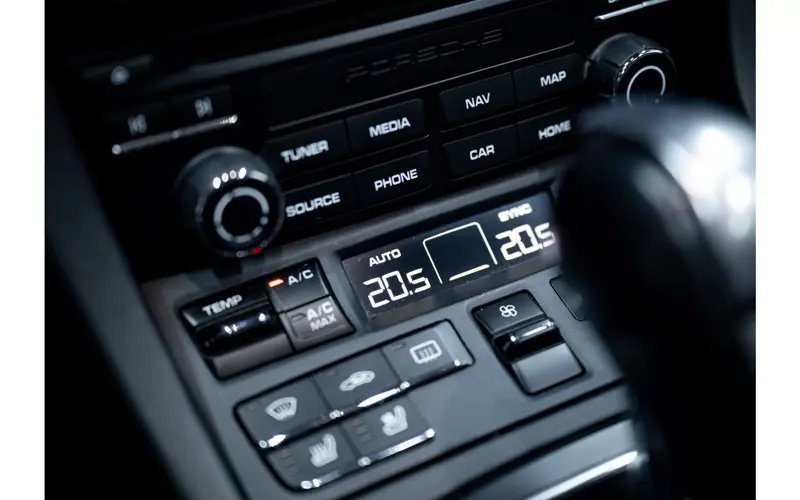 Porsche 911 Cabrio 3.8 Turbo S - 138723