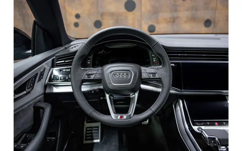 Audi Q8 Audi Q8 60 TFSIe Competition ABT - 115890