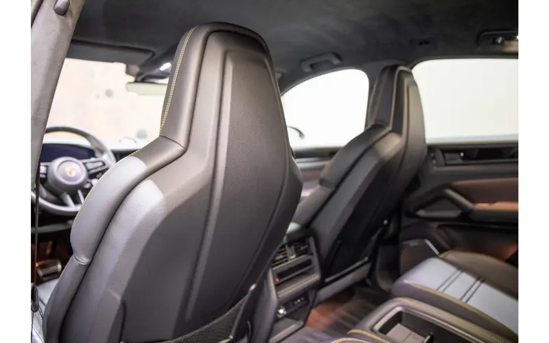 Porsche Cayenne Coupé 4.0 Turbo E-Hybrid GT - 118094