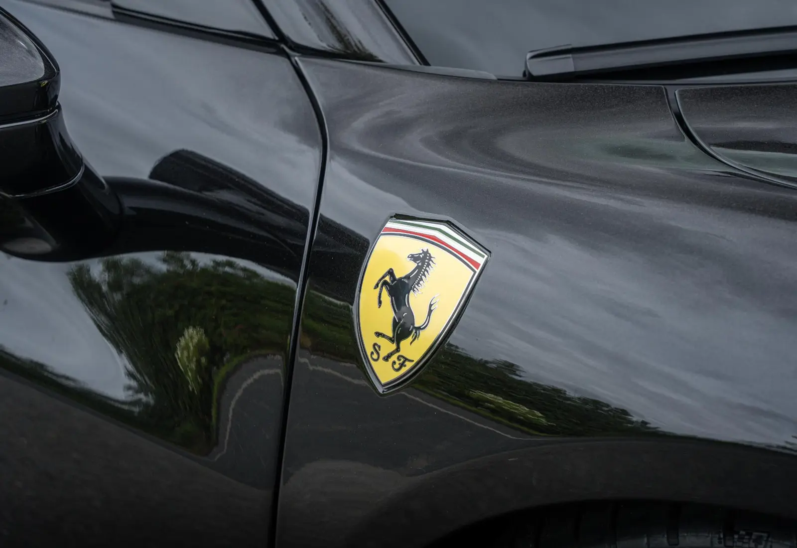 Ferrari 296 GTS 3.0 V6 - 153951