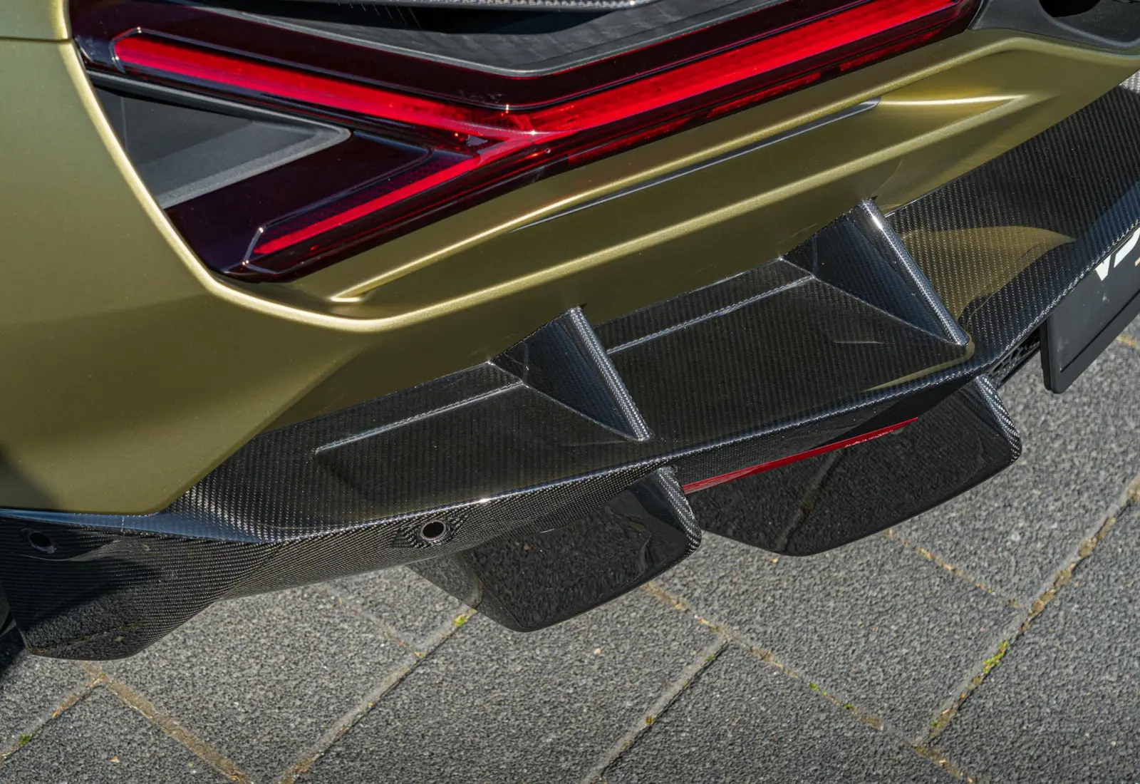 Lamborghini Revuelto Revuelto - 143257