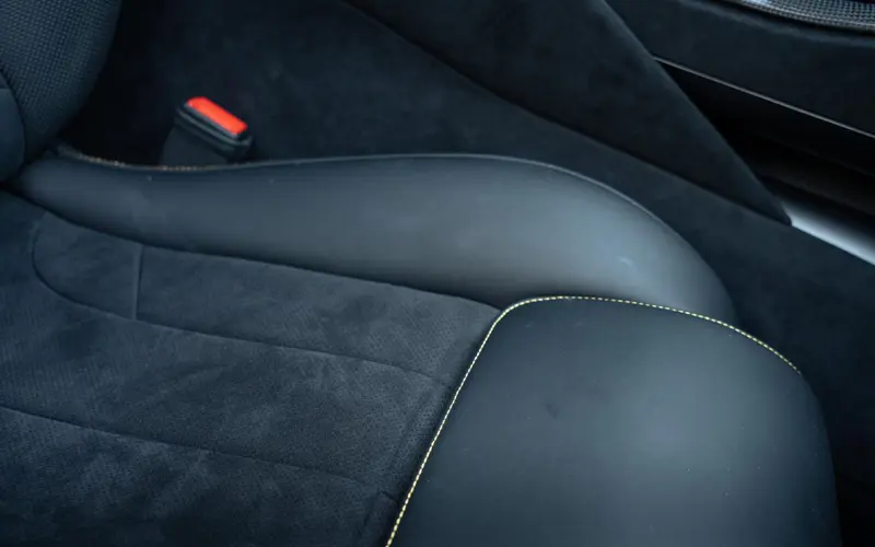 Ferrari Purosangue 6.5 V12 - 151602
