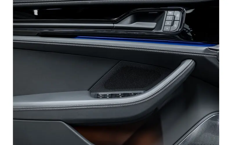 Porsche Panamera 4.0 Turbo S E-Hybrid - 130900