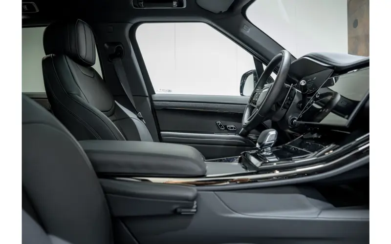 Land Rover Range Rover Sport 3.0 P460e Dynamic SE PHEV - 130850