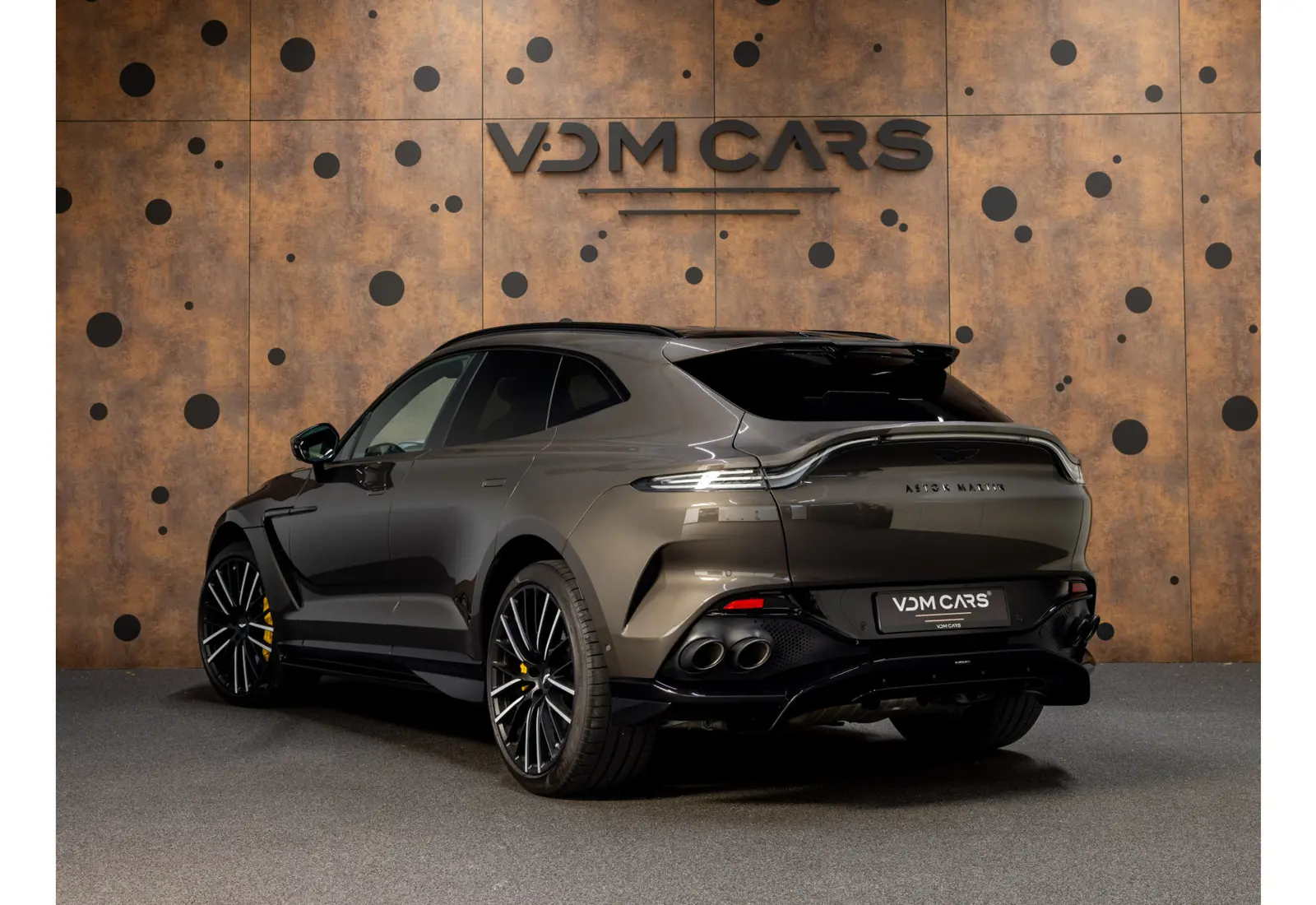Aston Martin Dbx 4.0 V8 707 - 111031