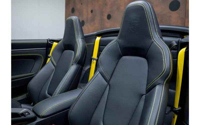 Porsche 911 Cabrio 3.6 T-Hybrid Carrera 4 GTS - 147157