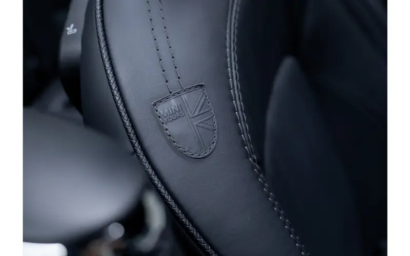 MINI MINI Electric Cabrio MINI Yours 33 kWh - 126051