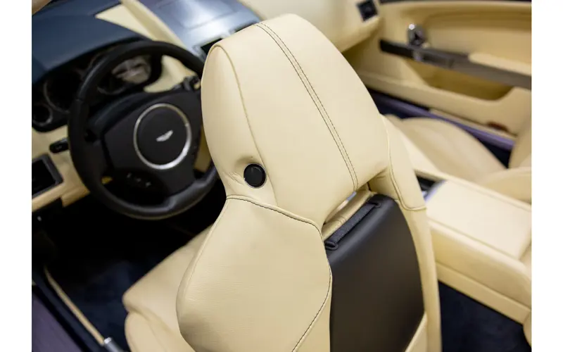 Aston Martin DB9 Volante 5.9 V12 Touchtronic - 123321