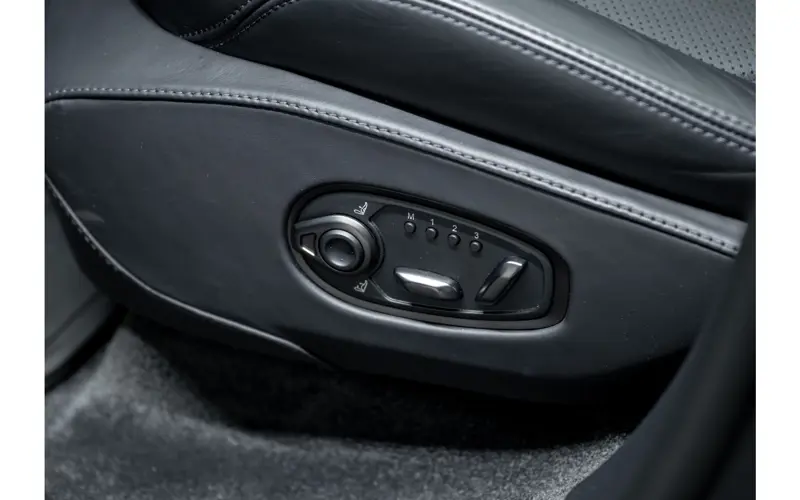 Aston Martin Dbx 4.0 V8 707 - 127309