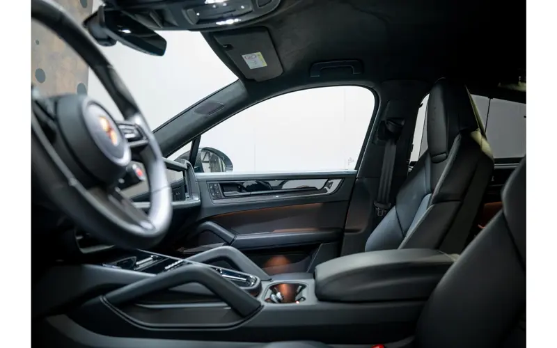 Porsche Cayenne Coupé 4.0 Turbo E-Hybrid GT - 153025