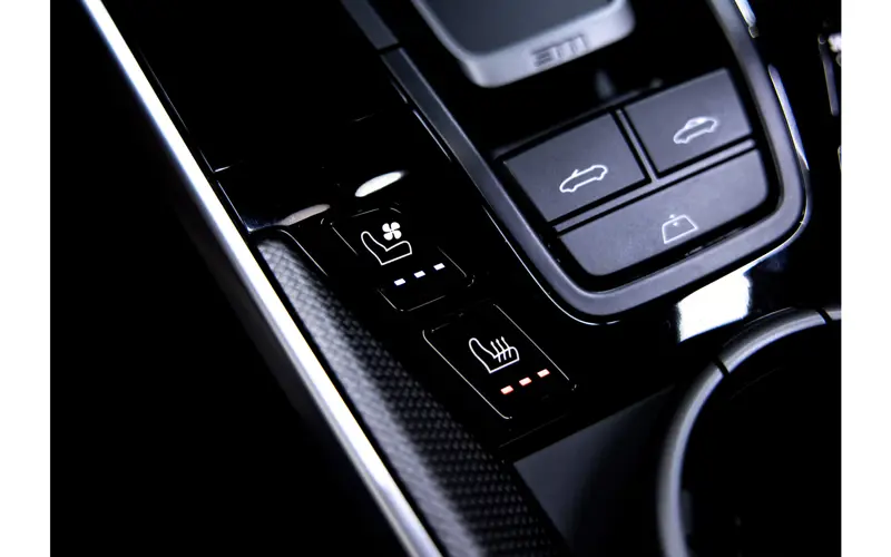 Porsche 911 Cabrio 3.0 Carrera 4S - 111436