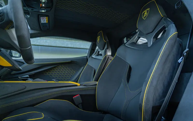 Lamborghini Revuelto Revuelto - 143280