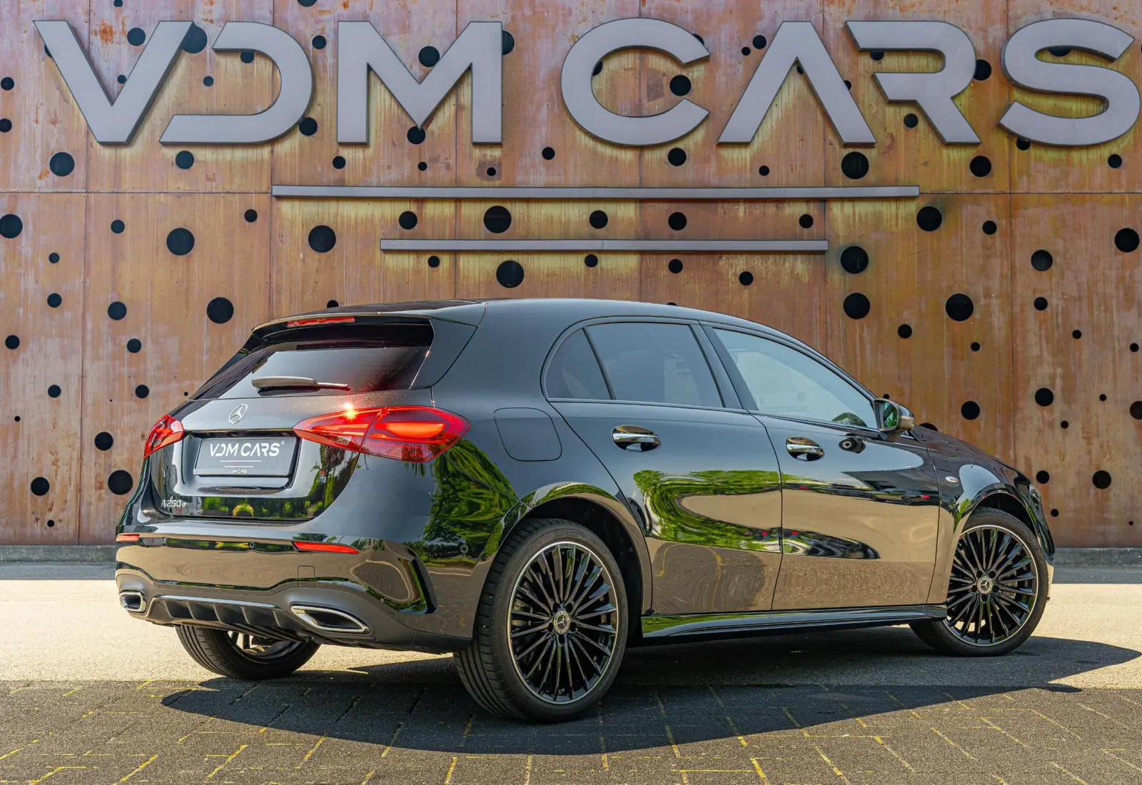 Mercedes-Benz A-Klasse 250 e Premium Plus - 148957