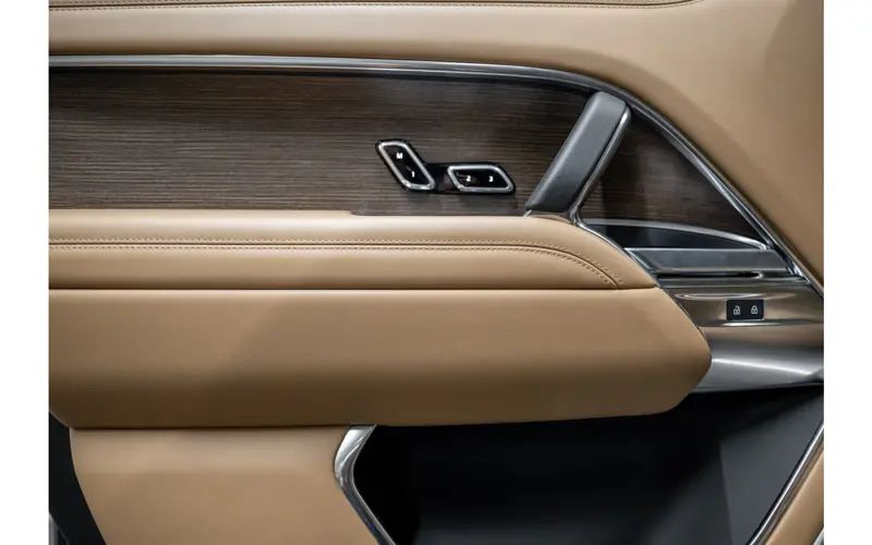 Land Rover Range Rover 3.0 P460e LWB Autobiography PHEV - 128970