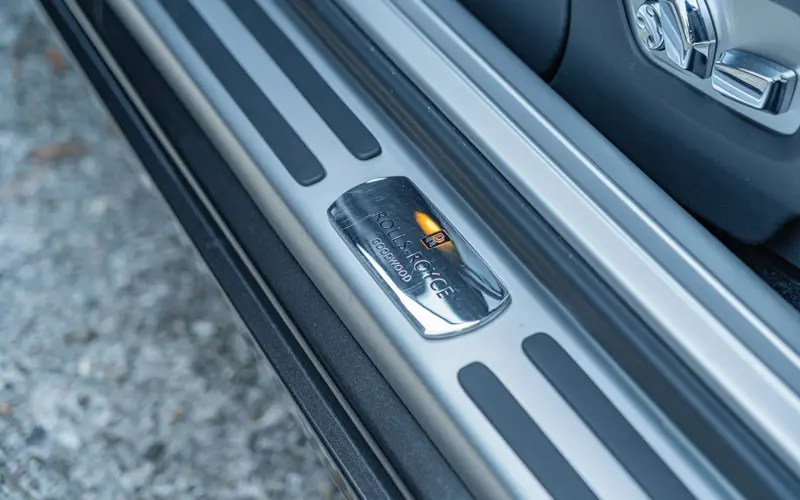 Rolls-Royce Wraith 6.6 V12 - 140893