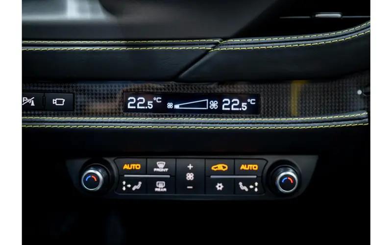 Ferrari F8 Spider 3.9 V8 HELE - 144581