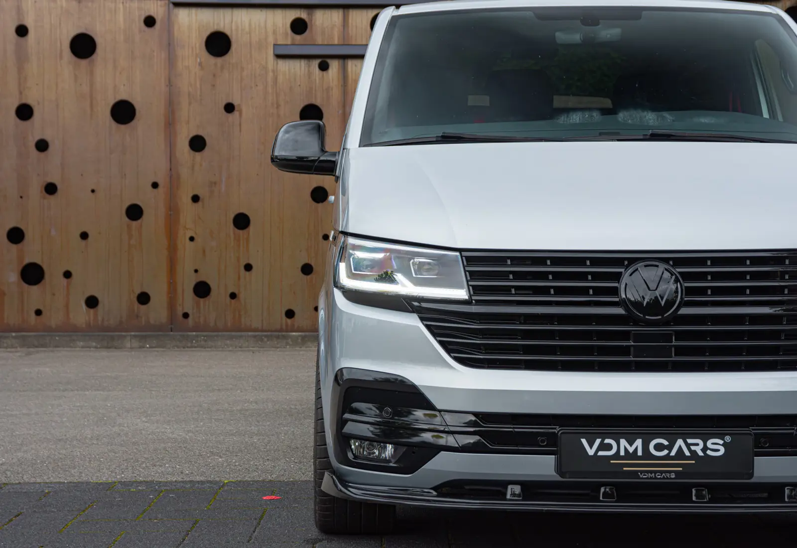 Volkswagen Transporter 2.0 TDI L2H1 28 - 109553