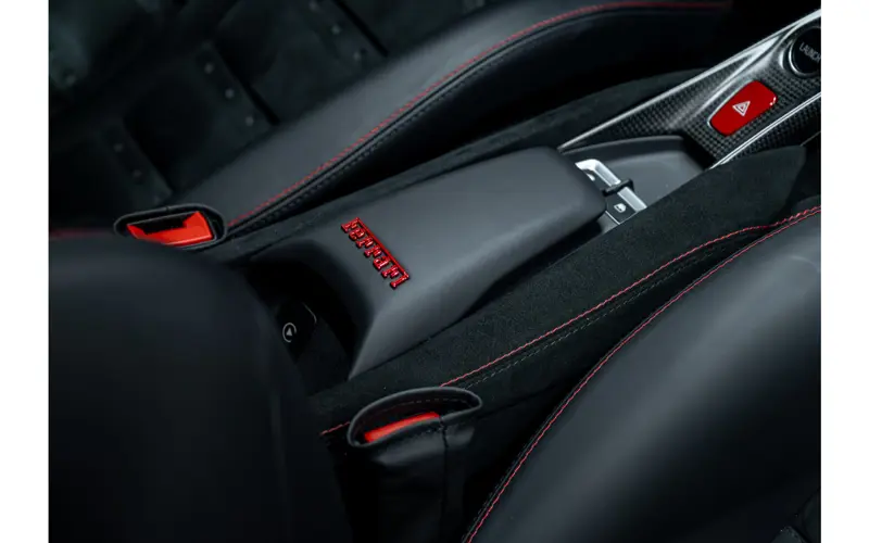 Ferrari F8 Tributo 3.9 V8 HELE - 137671