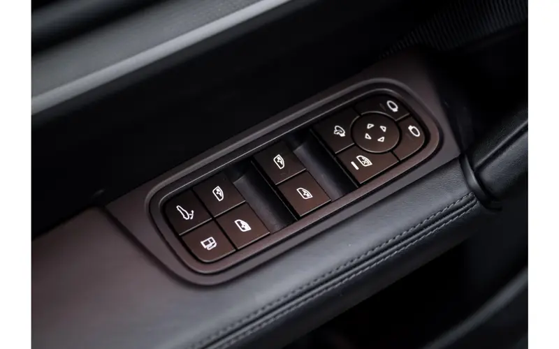 Porsche Cayenne Coupé 3.0 E-Hybrid - 145713