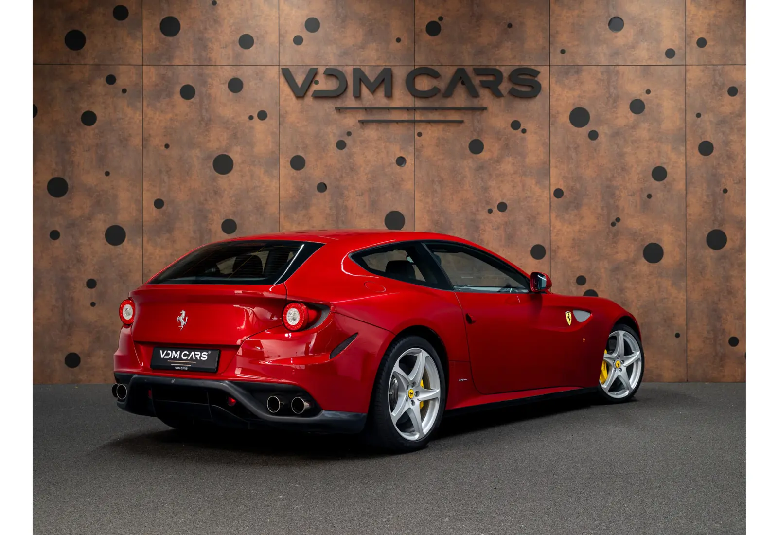 Ferrari FF 6.3 V12 - 62445