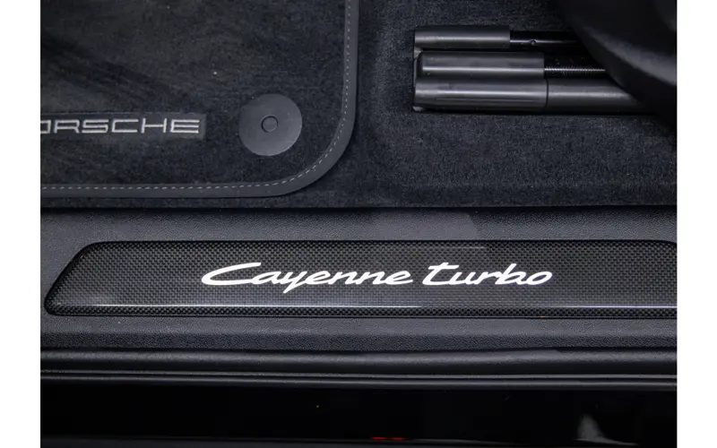 Porsche Cayenne Coupé 4.0 Turbo E-Hybrid GT - 120877