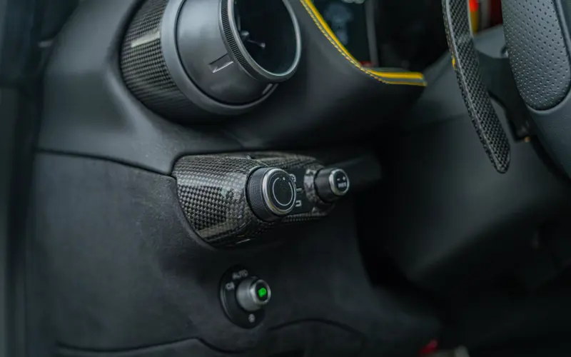Ferrari 812 Competizione 6.5 V12 - 140983