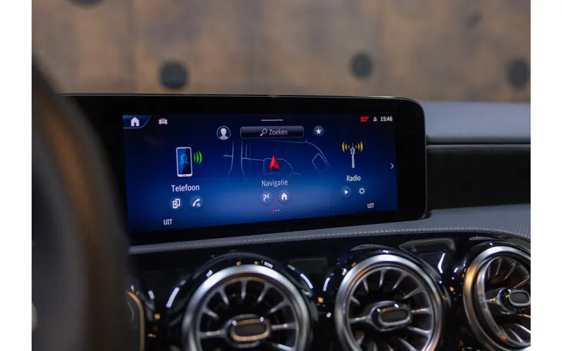 Mercedes-Benz A-Klasse 250 e AMG Line - 120722