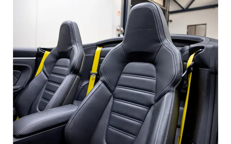Porsche 911 Cabrio 3.8 Turbo S - 117530