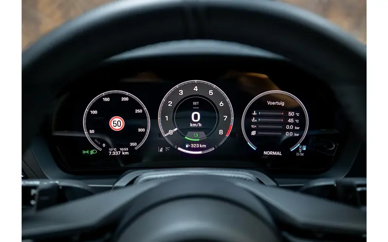 Porsche 911 3.6 T-Hybrid Carrera 4 GTS - 145116