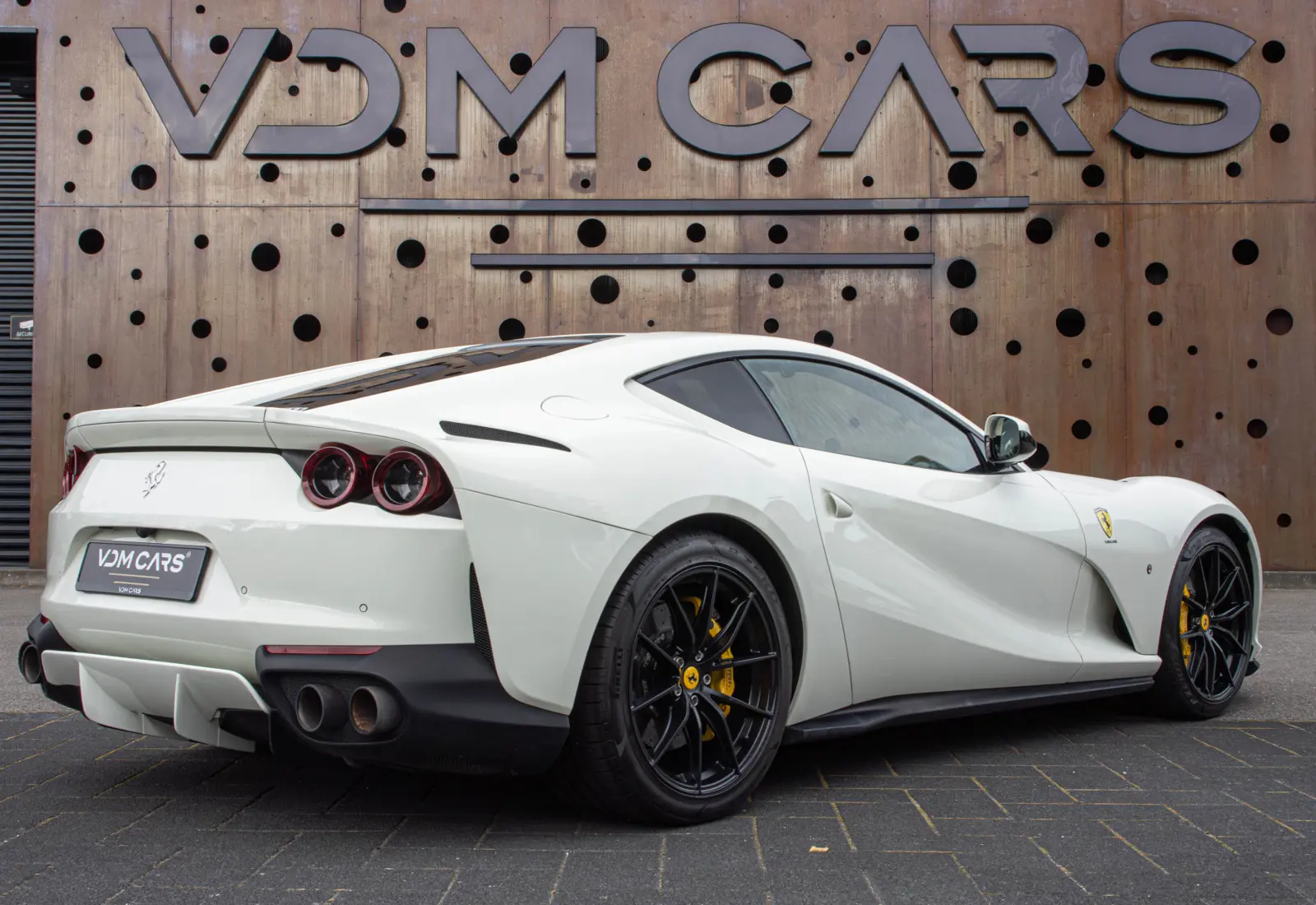Ferrari 812 6.5 V12 Superfast HELE - 114325