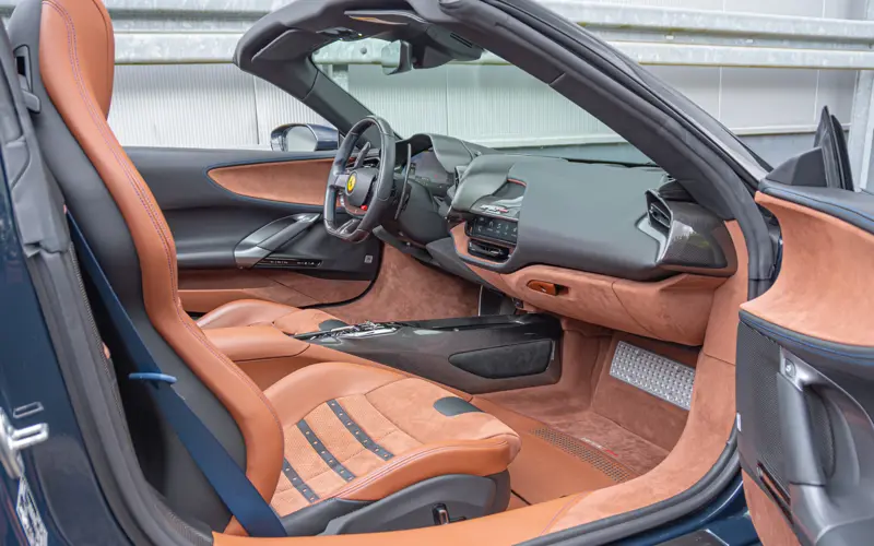 Ferrari SF90 Spider 4.0 V8 - 110814