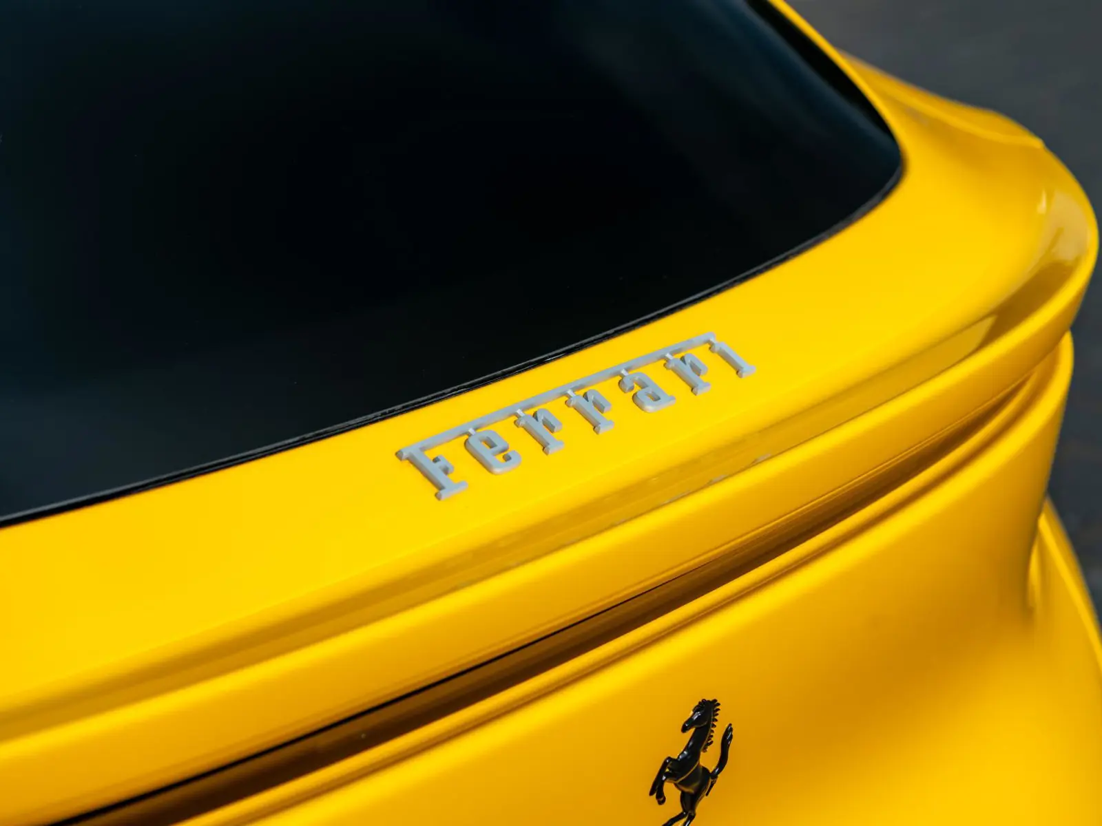 Ferrari Purosangue 6.5 V12 - 140858