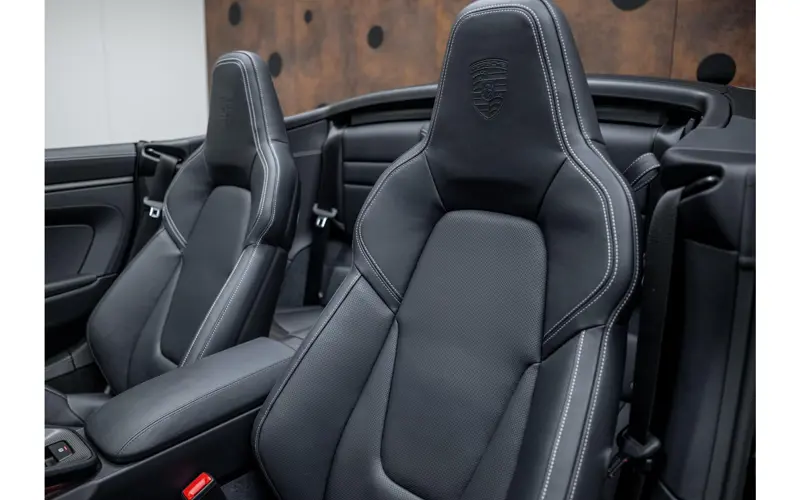 Porsche 911 Cabrio 3.6 T-Hybrid Carrera 4 GTS - 143030