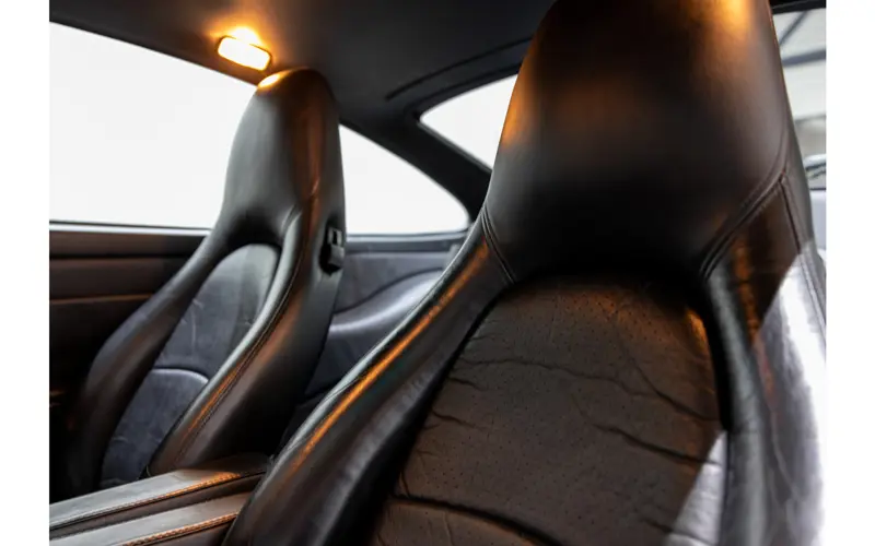 Porsche 911 (993) 3.6 Carrera 4S Coupé - 123355