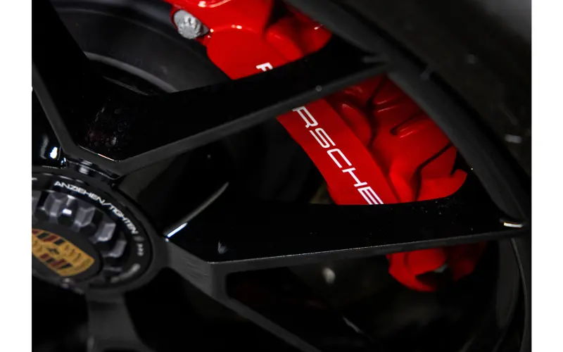 Porsche 911 Cabrio 3.6 T-Hybrid Carrera 4 GTS - 121065