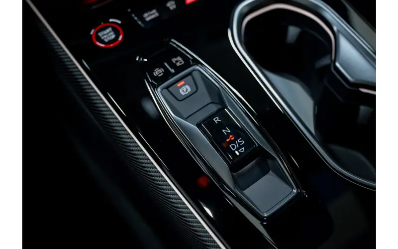 Audi A6 Avant 2.0 e-hybrid quattro S edition Competition - 131467