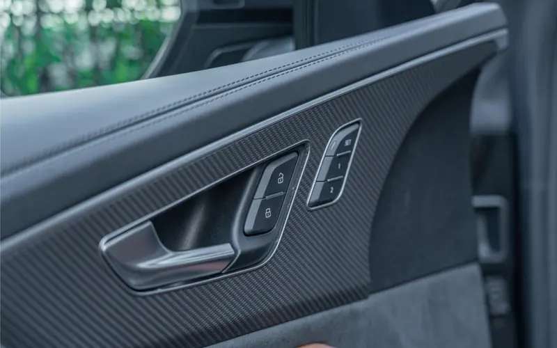 Audi Q8 4.0 TFSI RS Q8 quattro - 142937