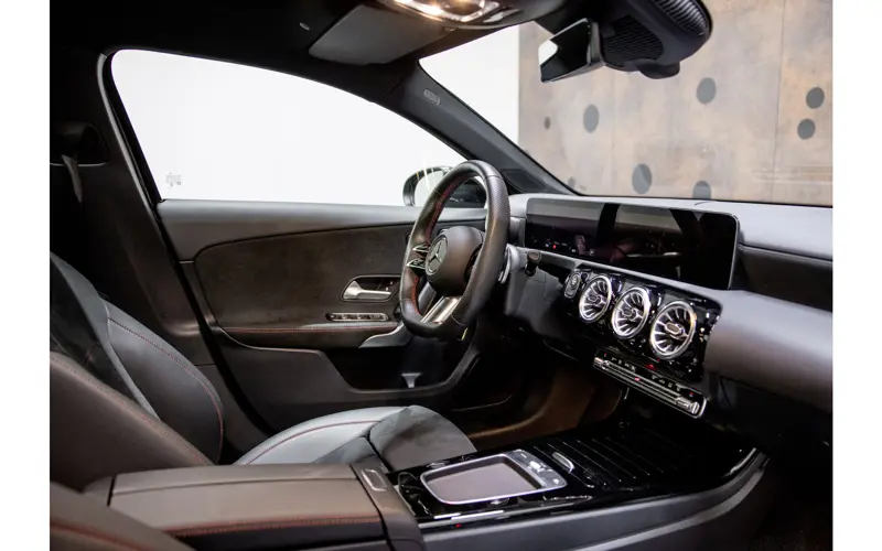 Mercedes-Benz A-Klasse 250 e AMG Line - 120714