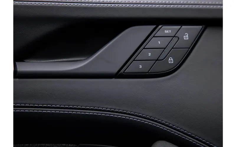 Porsche 911 Cabrio 3.6 T-Hybrid Carrera 4 GTS - 143188