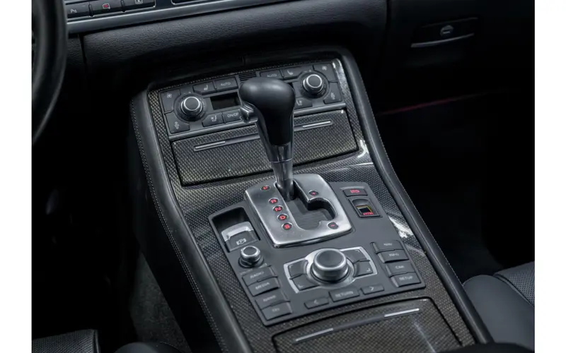 Audi A8 5.2 S8 quattro - 142785