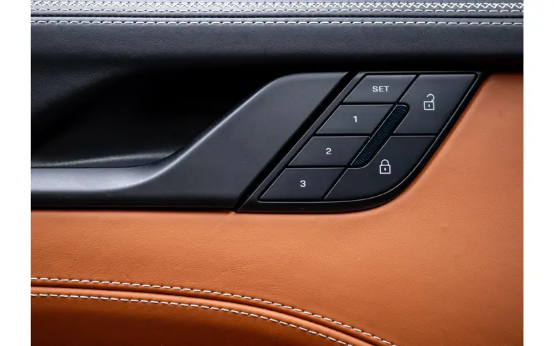 Porsche 911 3.6 T-Hybrid Carrera 4 GTS - 174260