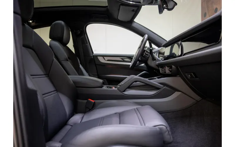 Porsche Cayenne Coupé 3.0 E-Hybrid Black Edition - 144050