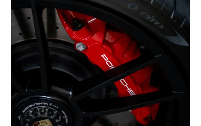 Porsche 911 Cabrio 3.0 Carrera 4 GTS - 122325