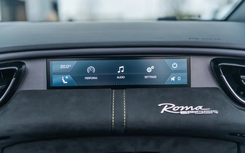 Ferrari Roma Spider 3.9 V8 - 128323