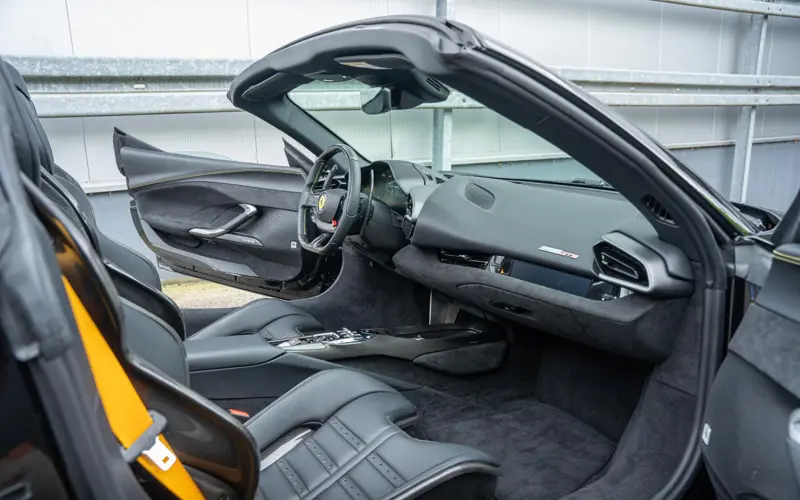 Ferrari 296 GTS 3.0 V6 - 153965