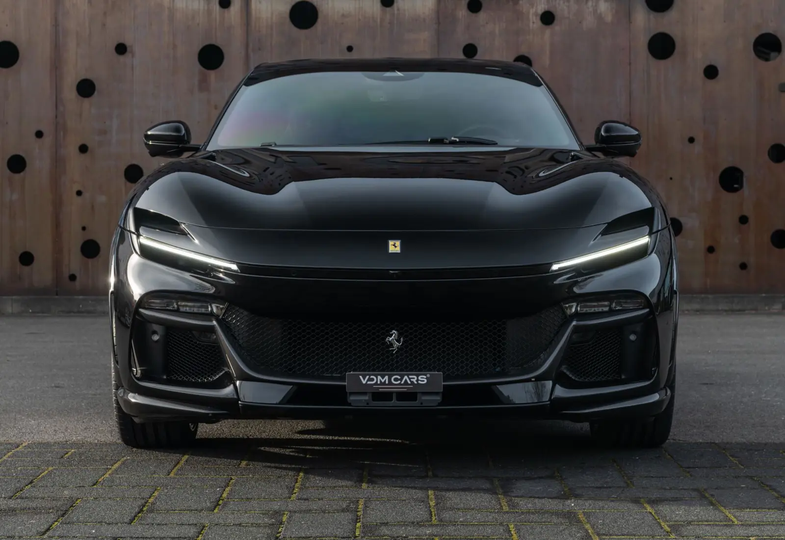 Ferrari Purosangue 6.5 V12 - 141596
