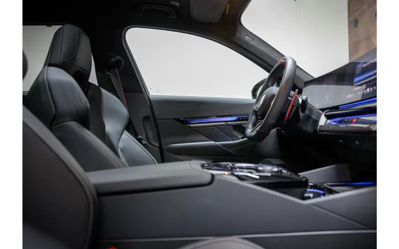 BMW 5 Serie Touring M5 - 121006